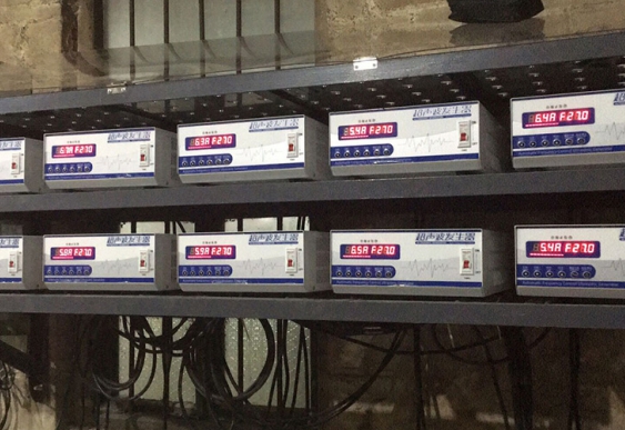 佛山客戶安裝五金配件清洗槽